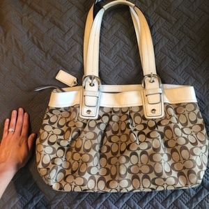 Medium sized Coach purse